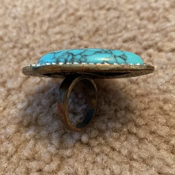 Ring - Picture 2 of 2